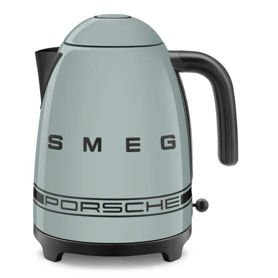 1x10004klf03psgeu.jpg Smeg KLF03 Porsche x Smeg 1.7 L Electric Kettle – Shade Green