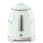 Smeg KLF05 Hervidor de agua mini años 50, 0,8 L – Verde pastel
