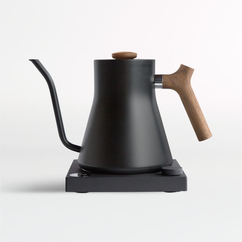 FllwStgEKGElKtlMBWltSSF20_VND.jpg Fellow Stagg EKG Electric Gooseneck Kettle, 0.9 L, 40–100°C – Matte Black with Walnut Handle