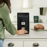 Cafetera Superautomática Incapto Aura Negra Compacta – imagen 4